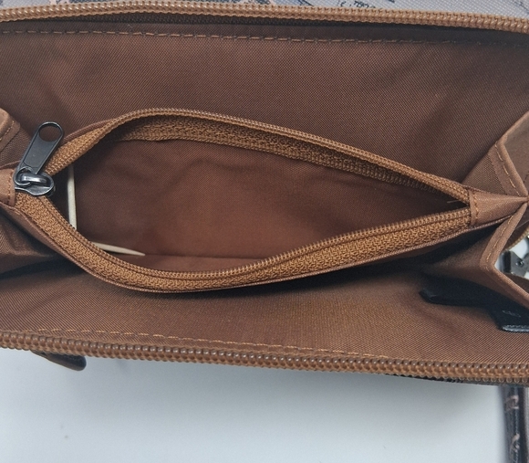 Vintage-Inspired Stamp Print Clutch       Size 7.5"×4" - Picture 7 of 12